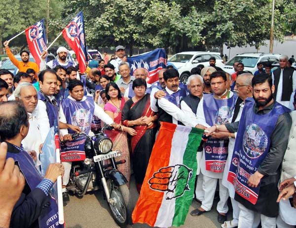 भाजपा मुक्त-कांग्रेस युक्त का नारा ही दूर कर सकता है देश से बेरोजगारी : अशोक तंवर