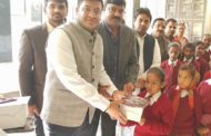 युवा भाजपा नेता अमन गोयल ने जरूरतमंदों को खाना खिलाकर मनाया जन्मदिन