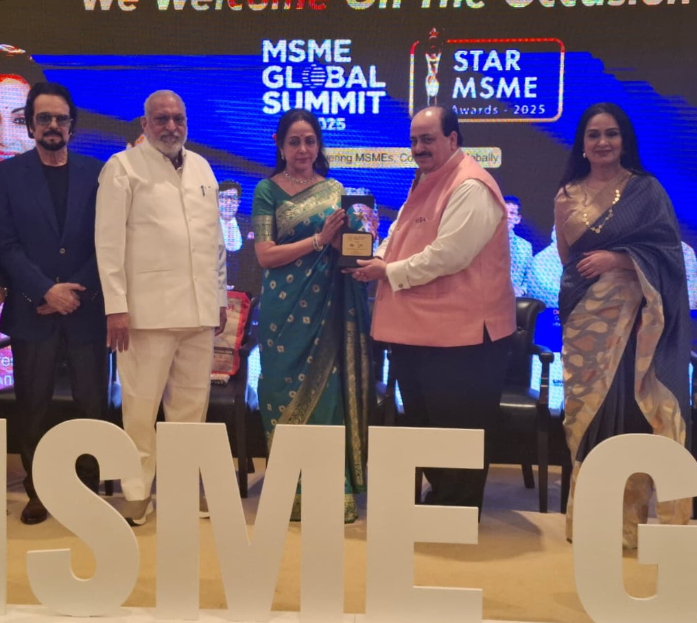 परफेक्ट ब्रेड ग्रुप ऑफ़ कंपनीज़ क़ो किया गया सम्मानित