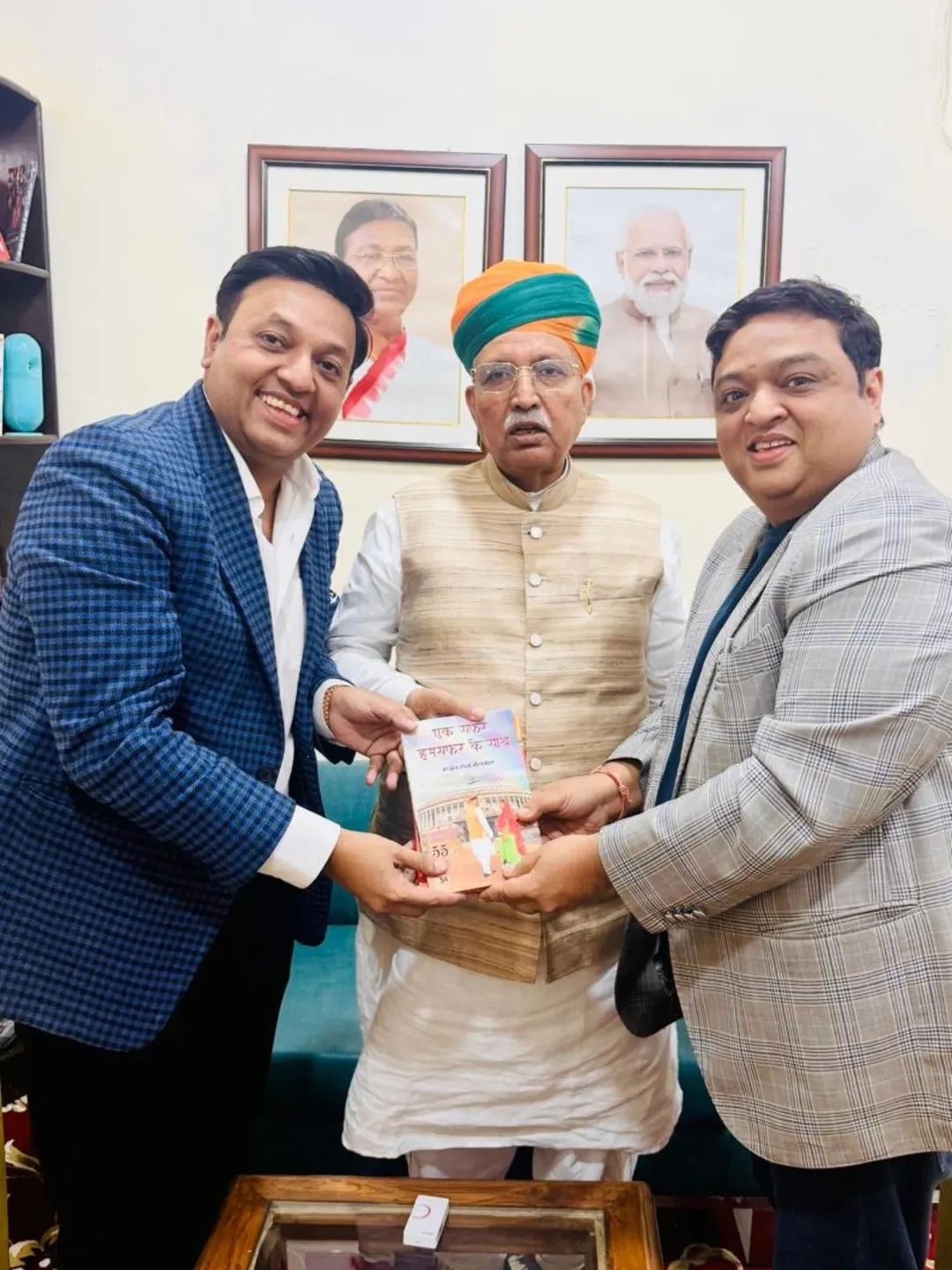 जैन बंधुओ ने दी केंद्रीय मंत्री को दिवाली की शुभकामनाएं