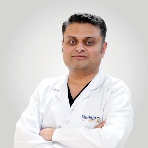 यथार्थ सुपर स्पेशियलिटी हॉस्पिटल, सेक्टर-88 के डॉक्टरों ने समय रहते पहचान और उन्नत एंडोस्कोपी से पेट के कैंसर को टाला