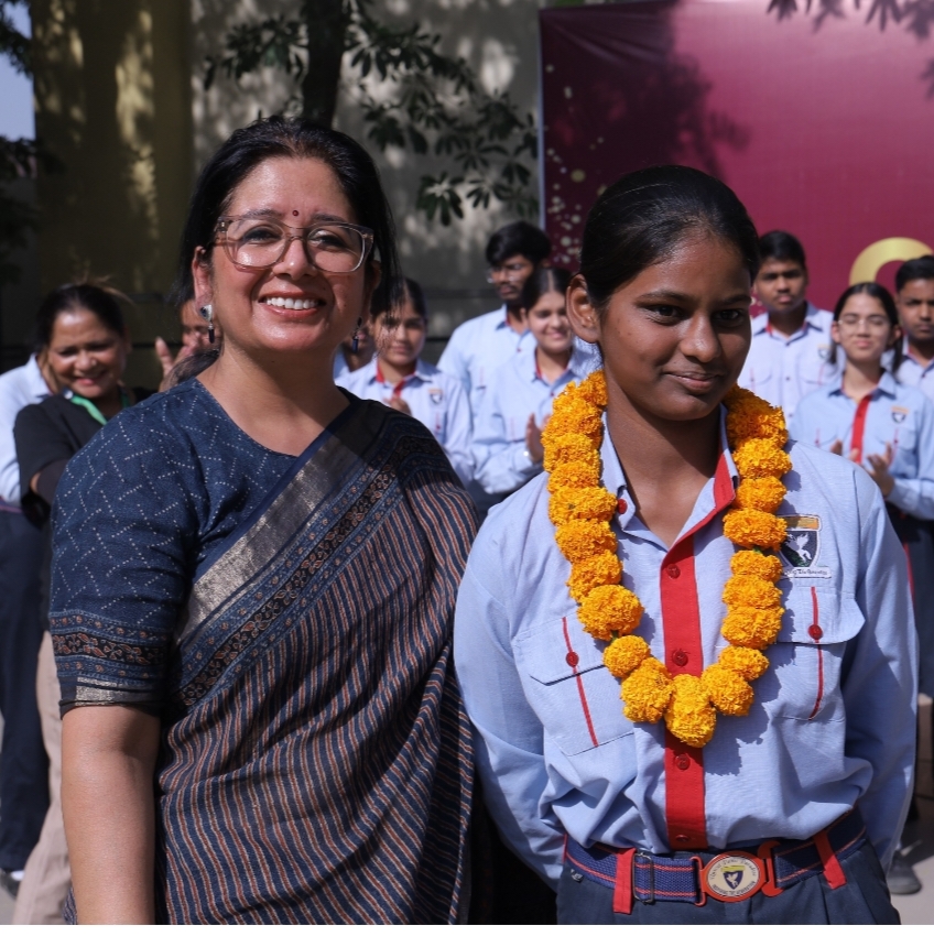 रावल पब्लिक स्कूल की भूमि पांचाल ने दसवीं कक्षा के बोर्ड परिणाम में 98.8% के साथ उत्कृष्ट प्रदर्शन किया